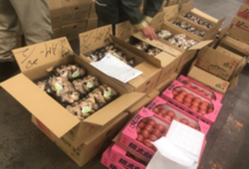市場で仕入れる食材